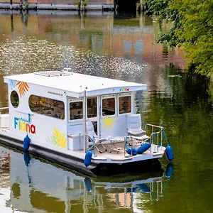 Botel Hausboot Fiona Im Yachthafen Berlin-schmoeckwitz Auf Der Spree Und Dem Mueggelsee Von Anfang April Bis Ende Oktober, Berlin